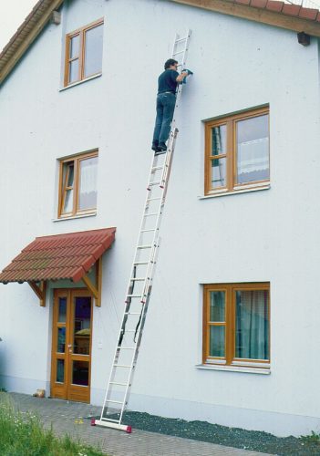 CORDA Sokcélú létra, 3x11 létrafok