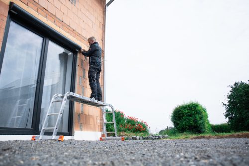 MONTO MultiMatic létrafokos univerzális csuklós létra dobogóval 4x3 létrafok