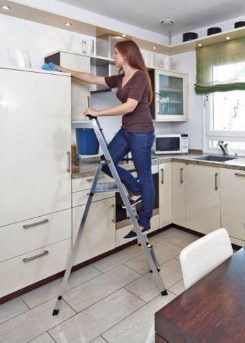 MONTO Solidy lépcsőfokos állólétra, 1x4 lépcsőfok