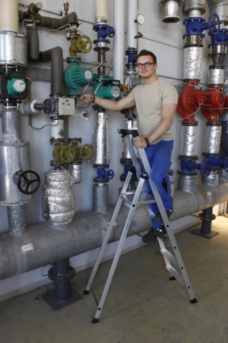 MONTO Solido lépcsőfokos állólétra, 1x5 lépcsőfok