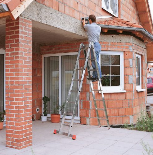 MONTO TriMatic létrafokos két oldalon járható csuklós létra, 2x8 létrafo