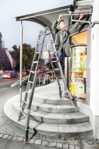 MONTO TeleVario létrafokos teleszkópos csuklós létra 4 szárhosszabbítóval,  4x5 létrafok