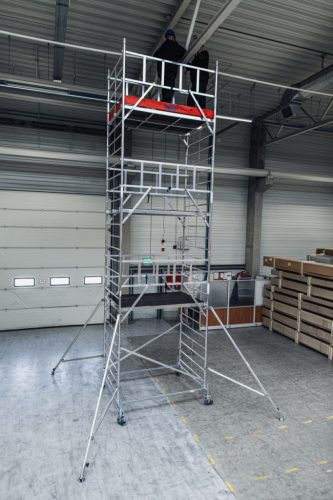 MONTO ProTec XXL alumínium gurulóállvány széles kivitel, munkamagasság kb. 8,30 m